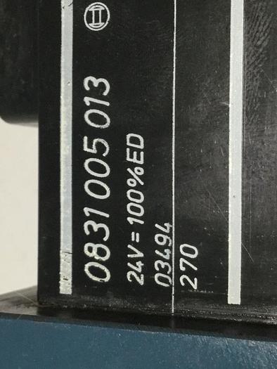 Used BOSCH Hydraulic Valve 0 810 090 133 #109468