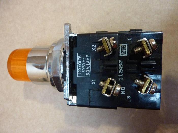 Used CUTLER HAMMER Indicator Light 10250T-AMBER #38315