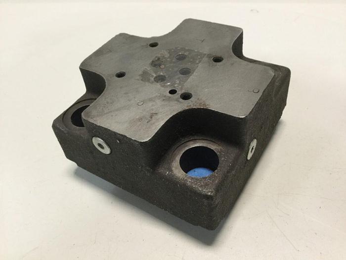 Used VICKERS Check Valve CVCS-32-D3-S2-10-S32-AP199-A13 #110841