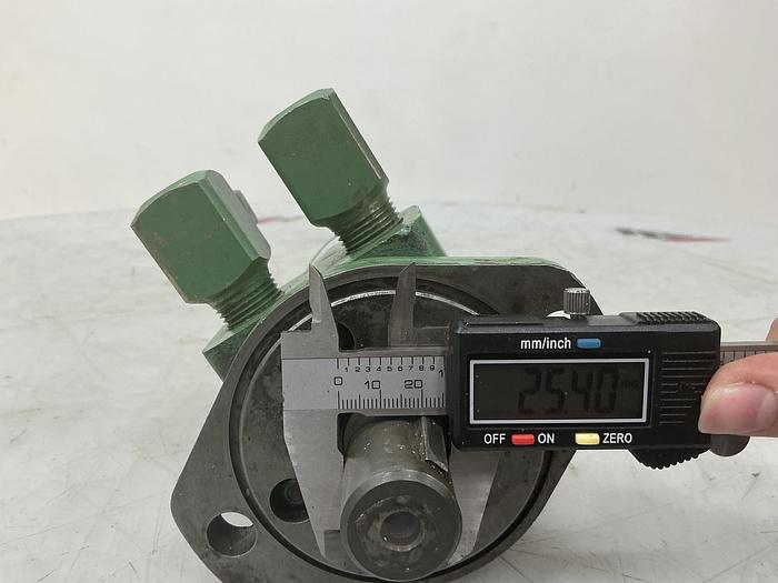 Used CHAR LYNN 101 1032 007