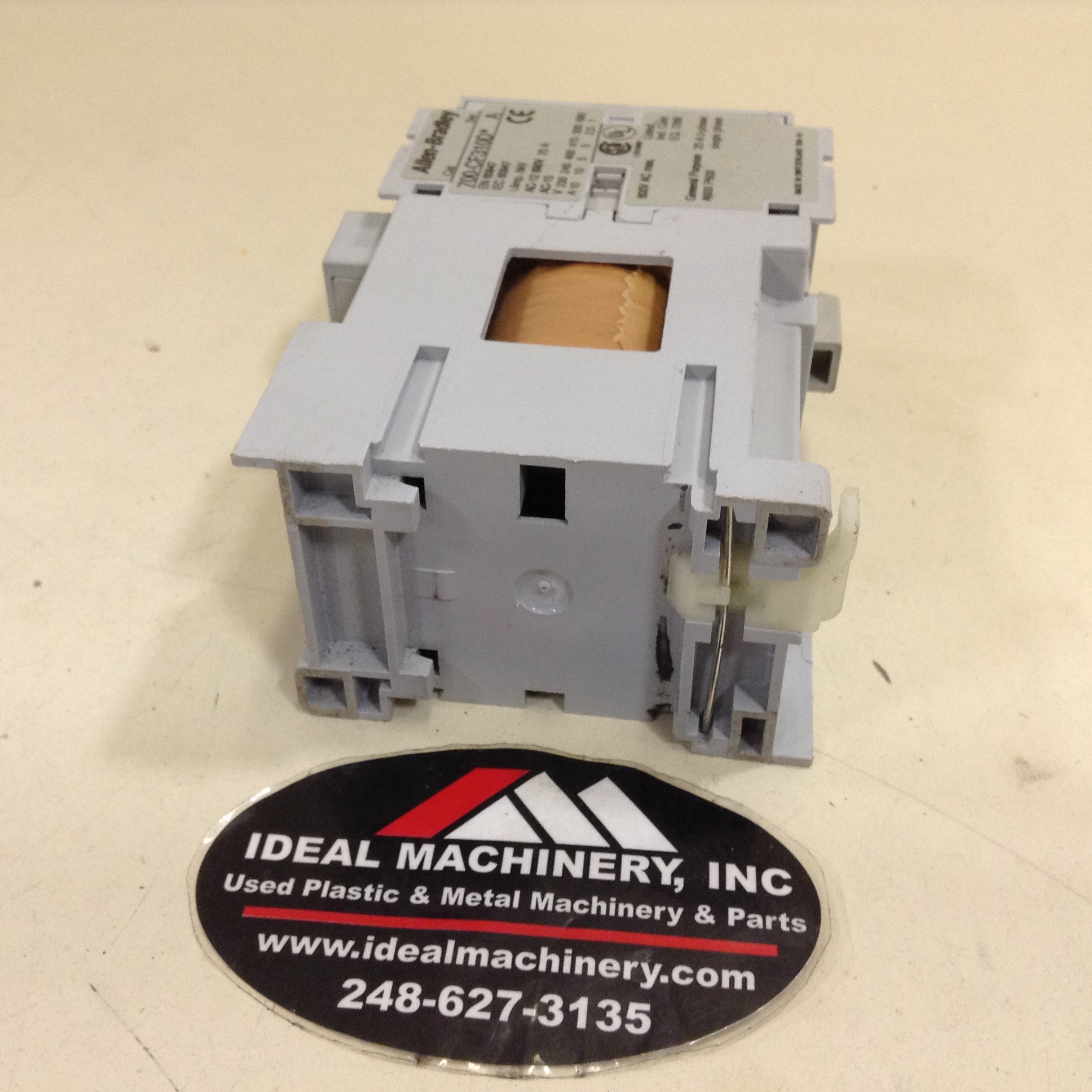 Used ALLEN BRADLEY Control Relay 700-CF310D SER A USED