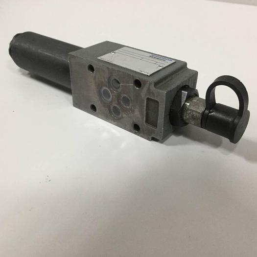 Used MANNESMANN REXROTH Hydraulic Valve ZDR6DP241150YM12 #90429