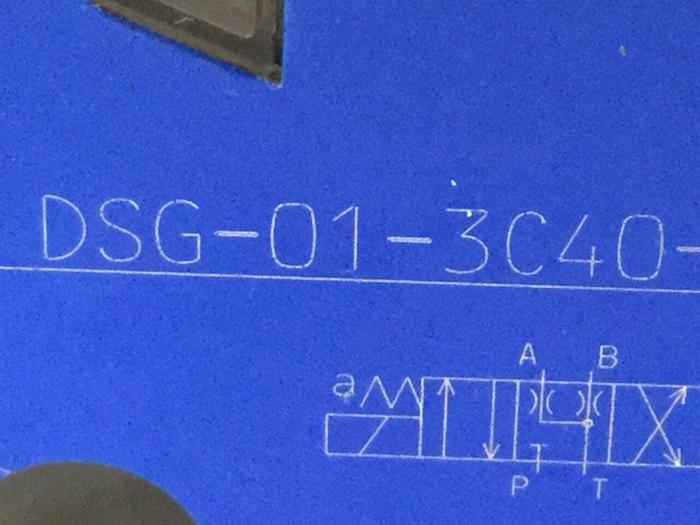 Used YUKEN Directional Valve DSG-01-3C40-D24-5018 #110417