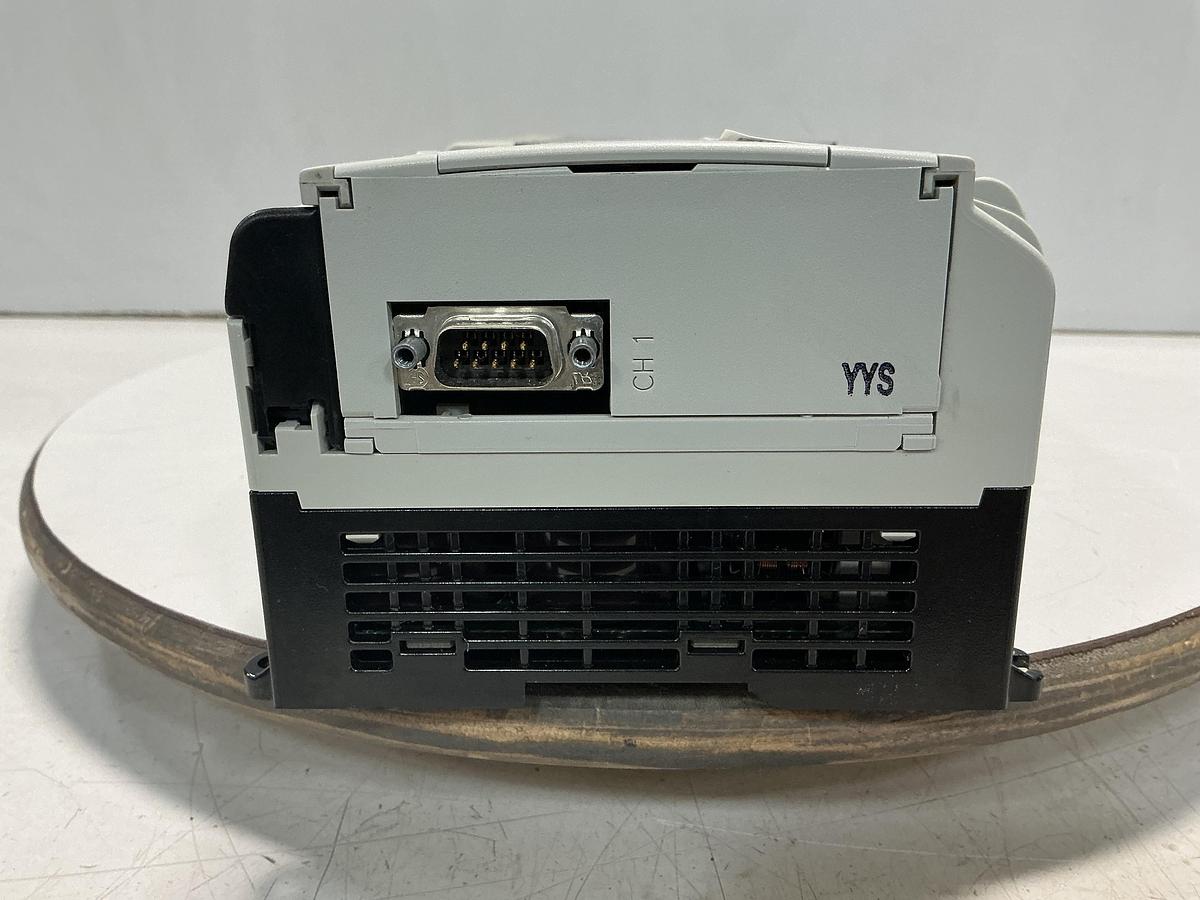 Used ALLEN BRADLEY 1764-24BWA SER B