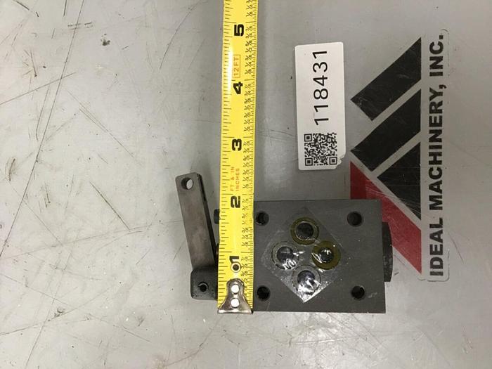 Used YUKEN Directional Valve DCG-01-2B2-4018 #105814
