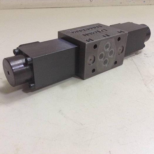 Used MOOG Valve WE43P06C08QC0BN #85088