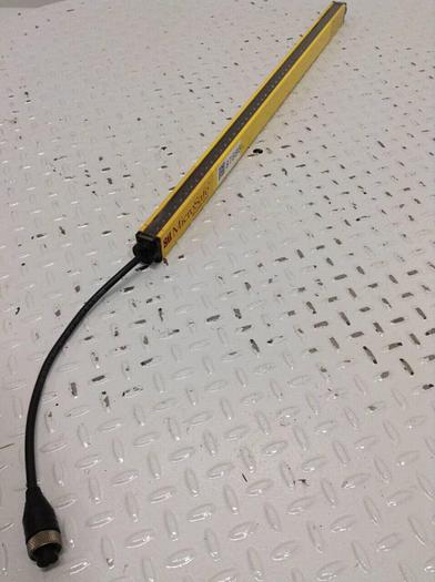 Used STI Light Curtain Transmitter MC4224XE #8788 Used