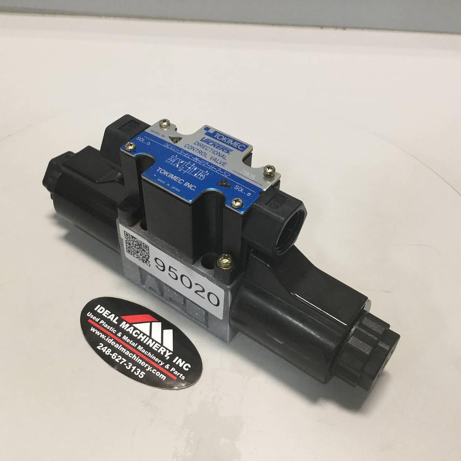 Used TOKIMEC Directional Control Valve DG4V-3-6C-M-P7-H-7-52 USED