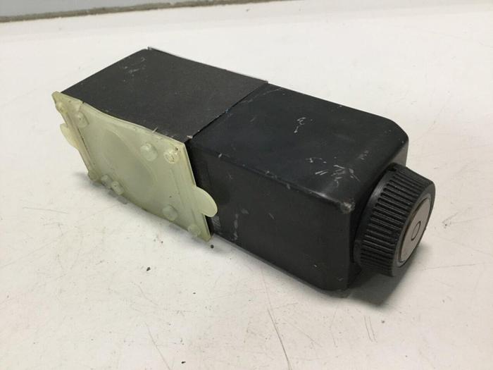 Used VICKERS Valve DG4V32AMUHL760EN594 Used