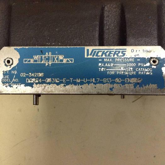Used VICKERS Valve DG5S4-0431C-E-T-M-U-HL7-B13-60-EN502 #89137