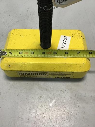 Used UNISORB Leveling Mount Pad 8 x 5 LR-12000 #122707
