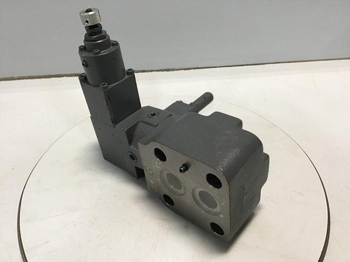 Used VICKERS Valve EPCG2-06-175-Y-L-11 Used
