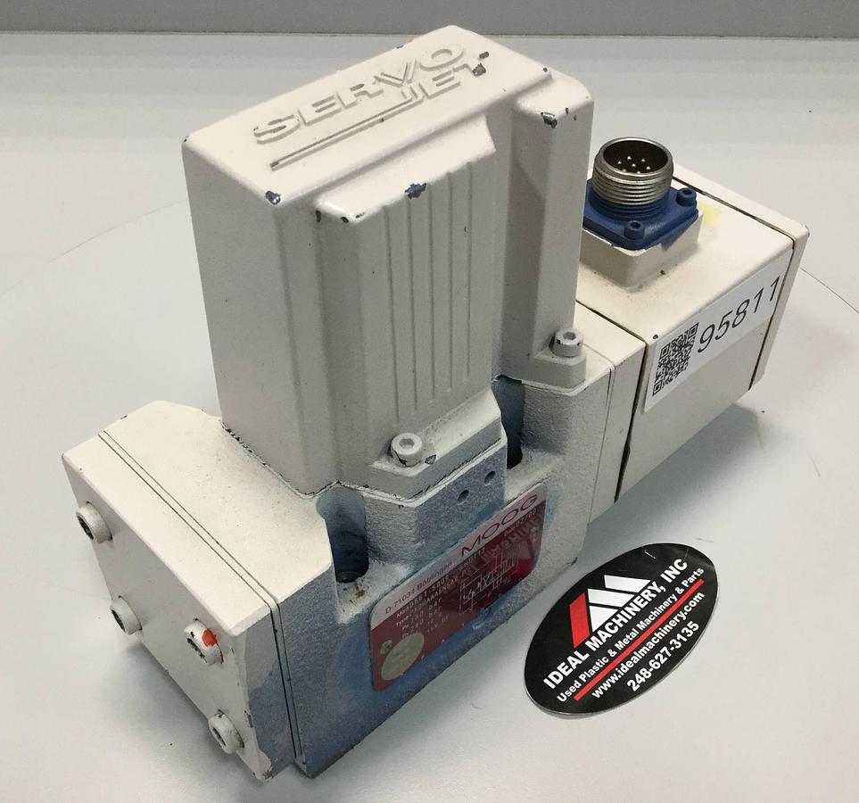 Used MOOG D661-5009 SERVO JET HYDRAULIC VALVE USED 