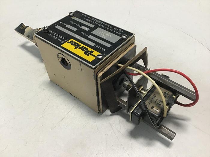 Used PARKER Directional Control Valve D3T1H21X4537 #117033