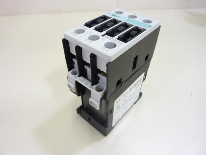 Used SIEMENS Contactor 3RT1024-1K #45577