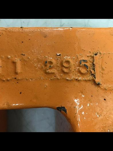 Used CINCINNATI MILACRON Real Platen 5035695 #130474