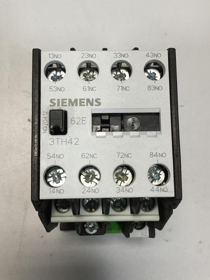 Used SIEMENS Contactor Relay 3TH4262-0A USED