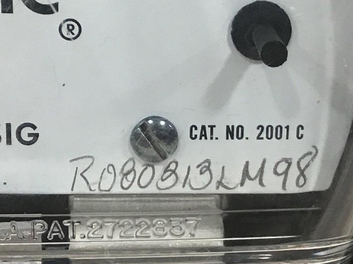 Used DWYER Pressure Gauge 2001 C #128993