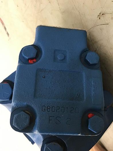Used VICKERS Hydraulic Vane Pump 3520V25A8 Used