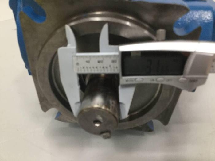 Used VICKERS Hydraulic Piston Pump PVE35QR122C21V1721 Used