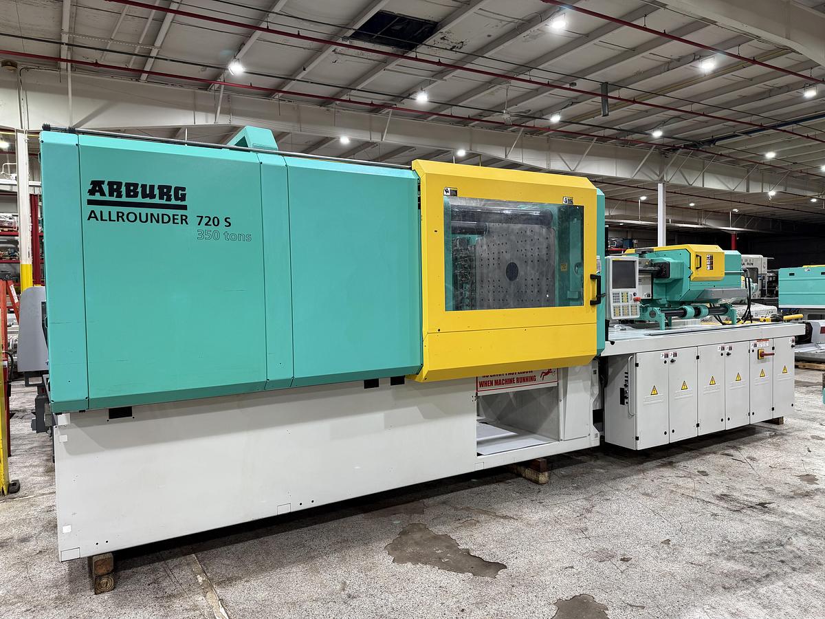 Used 2012 ARBURG 350 Ton Injection Molding Machine 720S 3200-1300 USED