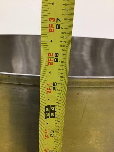 Used METAL FABRICATOR Hopper w/ Lid K.K04-05 #91468