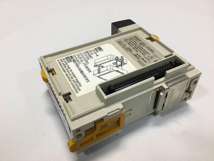 Used OMRON Output Unit CQM1-OC222 #98641