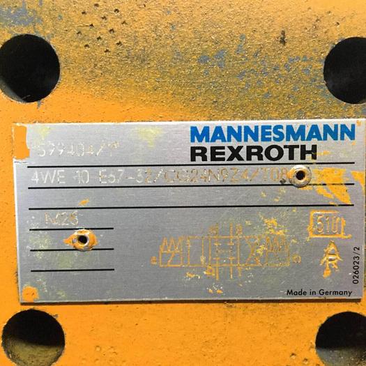Used MANNESMANN REXROTH Valve 4WE10E6732CG24N9Z4T08 Used