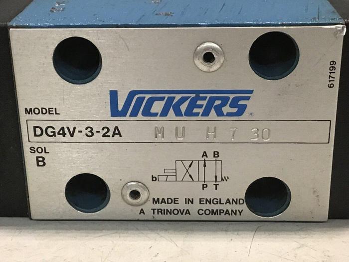 Used VICKERS Valve DG4V32AMUH730 #137827