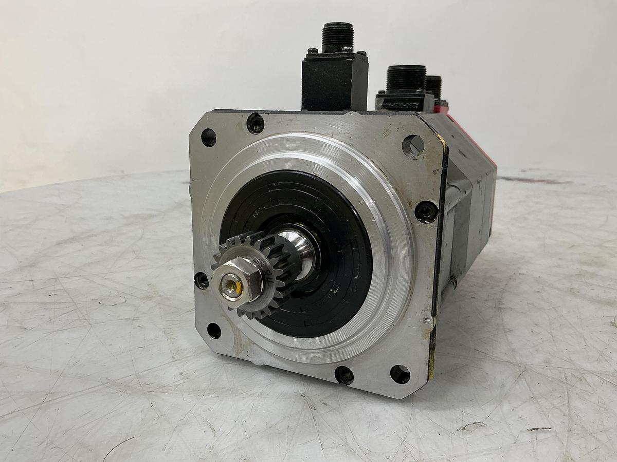 Used FANUC aM6/3000