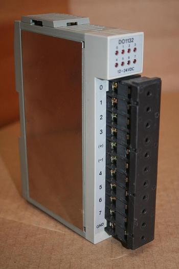 Used GOULD Output Module DO-1132-000 USED