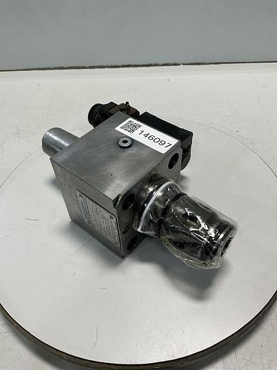 Used VICKERS DG4V-35M-2A-M-U-HL7-60-EN490