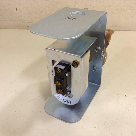 Used MCDONNELL & MILLER ITT McDonnell Flow Switch FS7-4 #71632