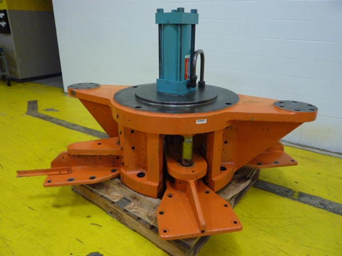 Used CINCINNATI MILACRON Hydraulic Injection Knock-Out Box USED