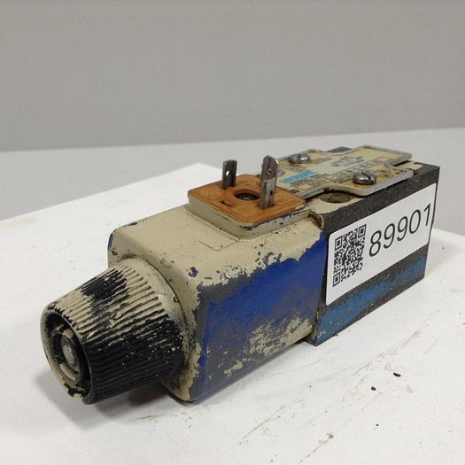 Used VICKERS Directional Control Valve DG4V322AMUH940 #89901