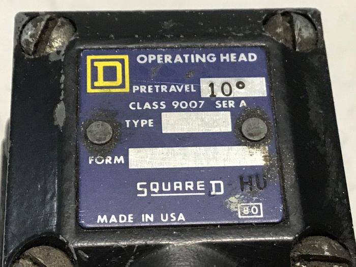 Used SQUARE D Limit Switch 9007-AEQ2724 Used #122133