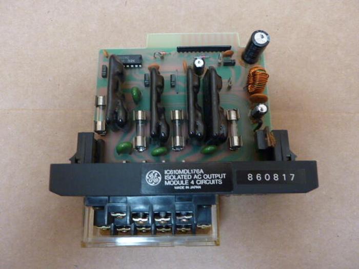 Used GENERAL ELECTRIC / GE AC Output Module IC610MDL176A #27650