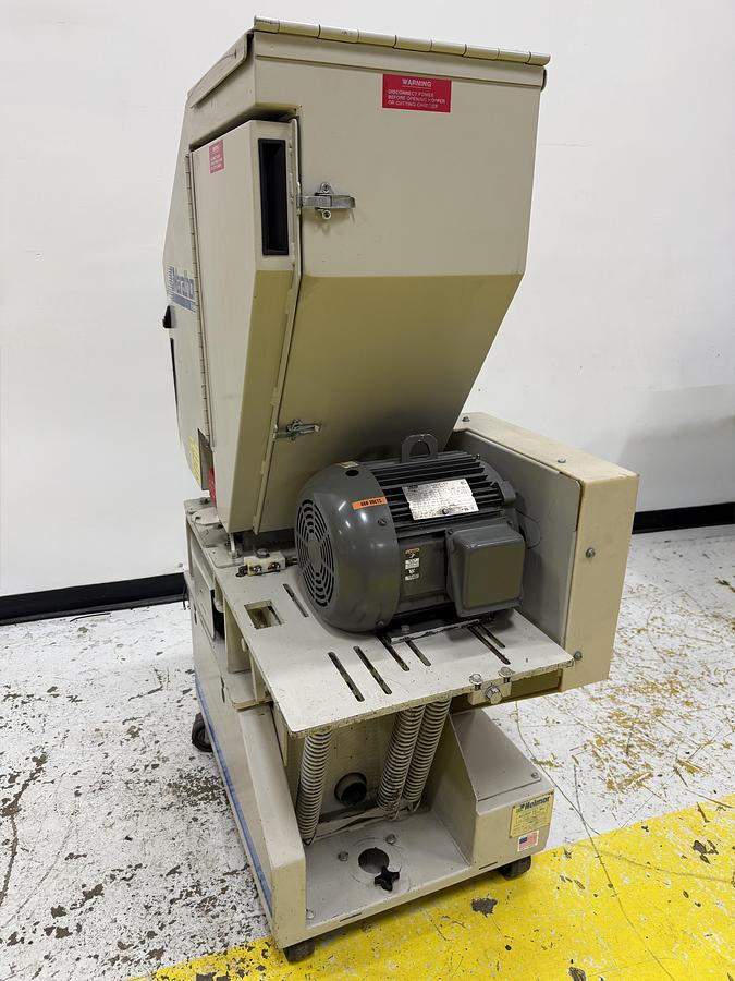 Used DNL / NOT CLEANED NELMOR Grinder Granulator MV1012 USED