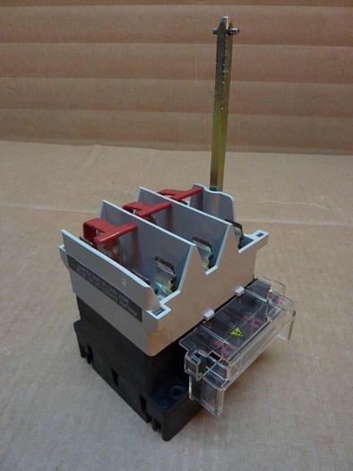 Used ALLEN BRADLEY 30 Amp Disconnect Switch 194R-NJ030P3 SER B #24217