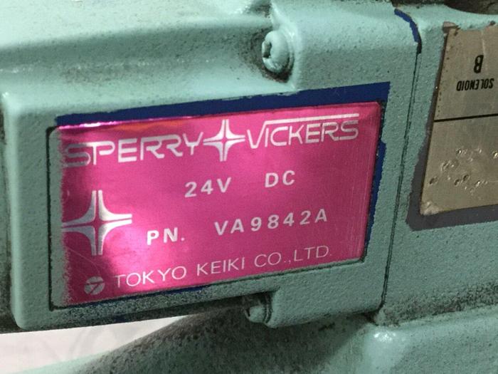 Used YUKEN Directional Valve DHG-06-3CI3-E-5045 #112029