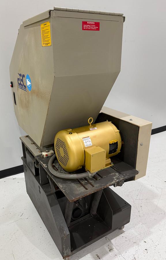 Used AEC Grinder Granulator Plastic MVP1012 USED #152631