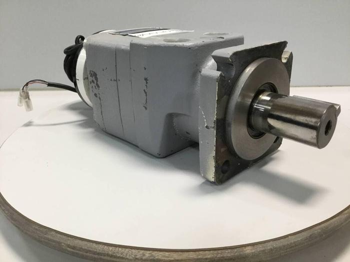 Used TOKIMEC Hydraulic Motor w/ Encoder CB-07-5PT4-30-SD-JA-S91-J #95908