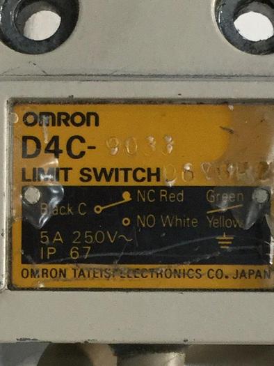 Used OMRON Limit Switch D4C-9033 #104313