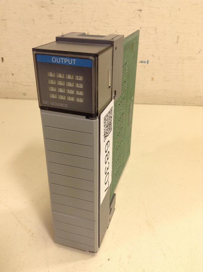 Used ALLEN BRADLEY Output Module 1746-OB16 SER D Used