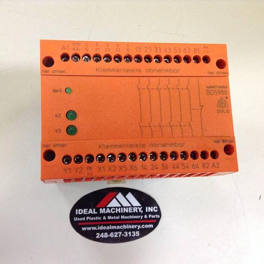 Used DOLD Safemaster Safety Relay B05988.61/324 USED