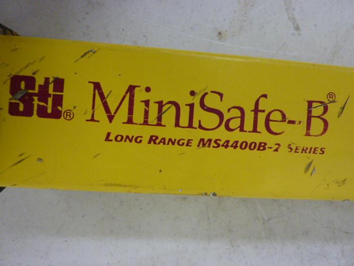 Used STI Light Curtain Transmitter MS4448 2FB2 Used