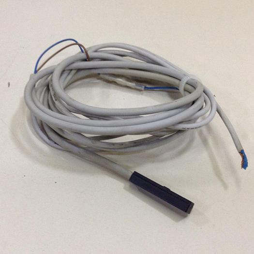 Used SMC Proximity Switch / Auto Switch D-Y59B #80355