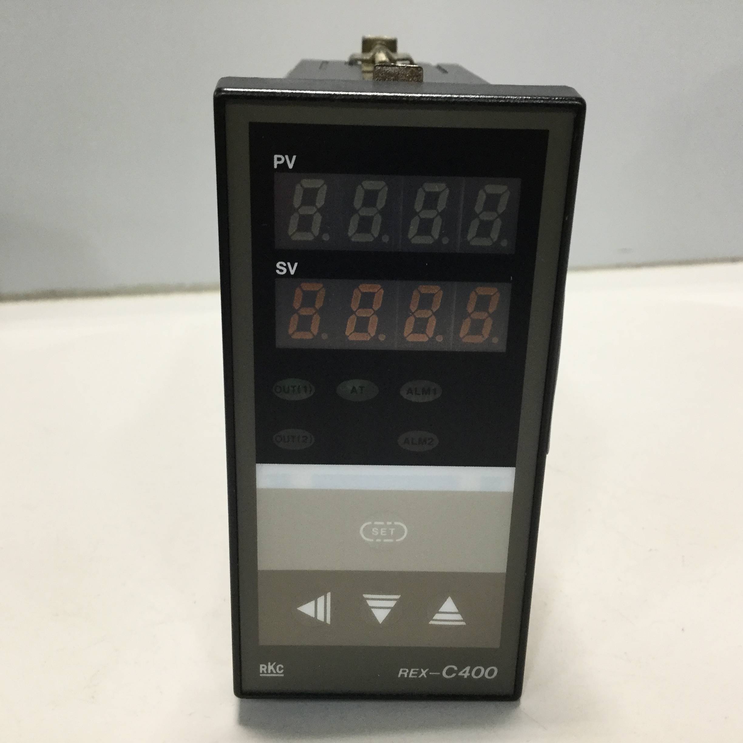 Used RKC Temperature Control REX-C400FK03VNN USED