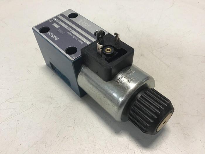 Used BOSCH Directional Valve 0 810 091 227 Used