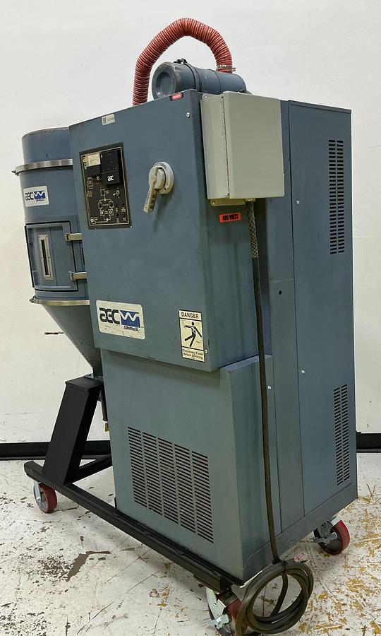 Used AEC WD-30 DRYER with Hopper USED #152468